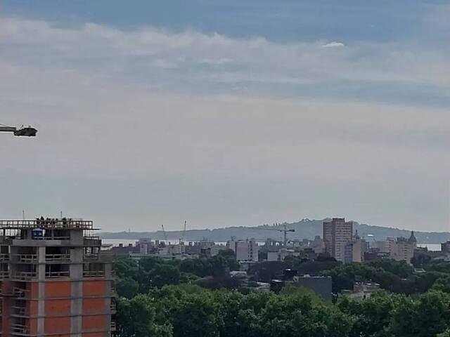 Alquiler en TRES CRUCES - Montevideo