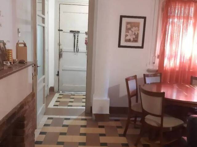 #BU1404 - Casa para Venta en Montevideo - UY-MO - 1