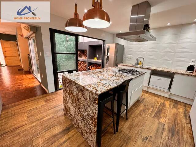 #PO1676 - Casa para Venta en Montevideo - UY-MO - 2