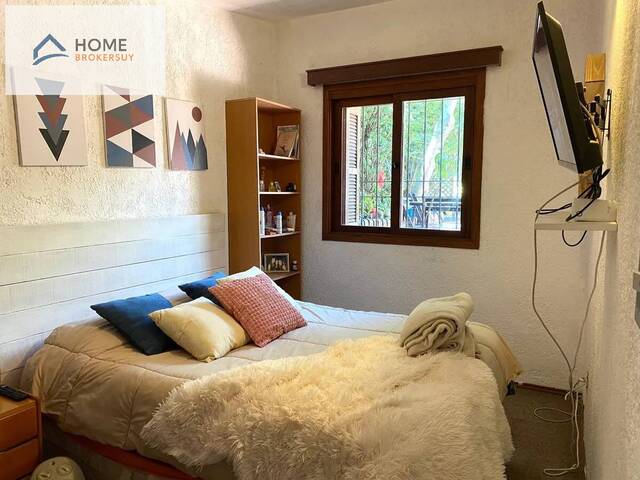 #MA2079 - Casa para Venta en Montevideo - UY-MO - 2