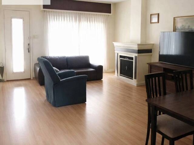 #BU315 - Casa para Venta en Montevideo - UY-MO - 1