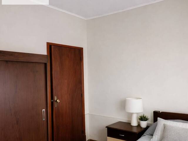 #BU2084 - Casa para Venta en Montevideo - UY-MO
