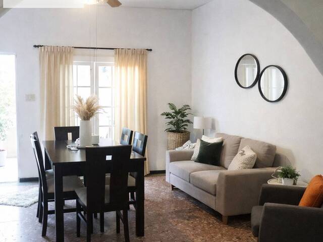 #MN2078 - Casa para Venta en Montevideo - UY-MO - 2