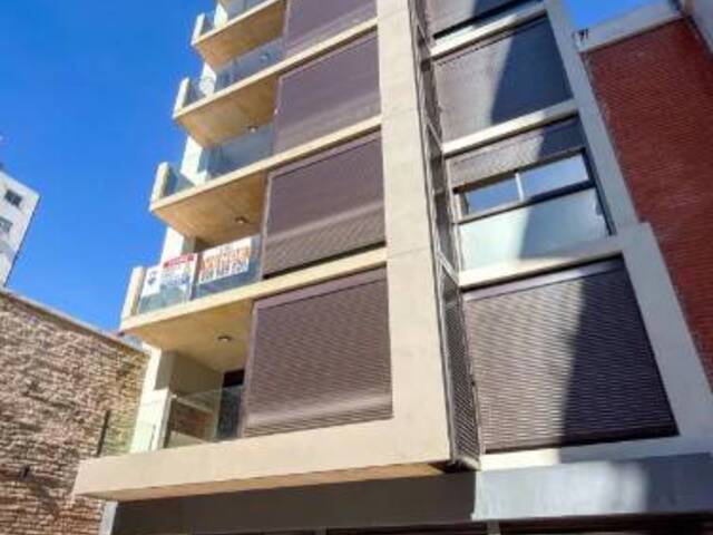 #PO2125C - Apartamento para Venta en Montevideo - UY-MO - 2
