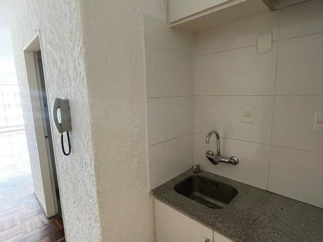 #CE2140 - Apartamento para Alquiler en Montevideo - UY-MO